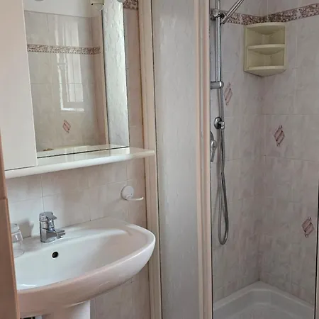 Apartmán Casa Atena, Spaziosa, Romantica Con Idromassaggio Privato *
