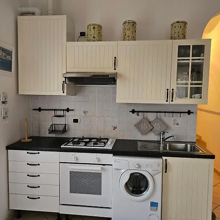 Casa Atena, Spaziosa, Romantica Con Idromassaggio Privato Appartement Varazze