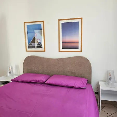 Casa Atena, Spaziosa, Romantica Con Idromassaggio Privato