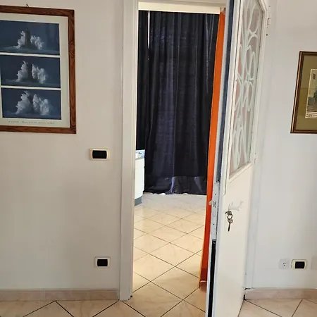 Casa Atena, Spaziosa, Romantica Con Idromassaggio Privato Apartmán