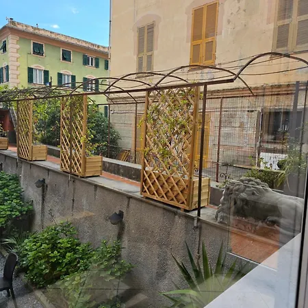 Casa Atena, Spaziosa, Romantica Con Idromassaggio Privato Varazze