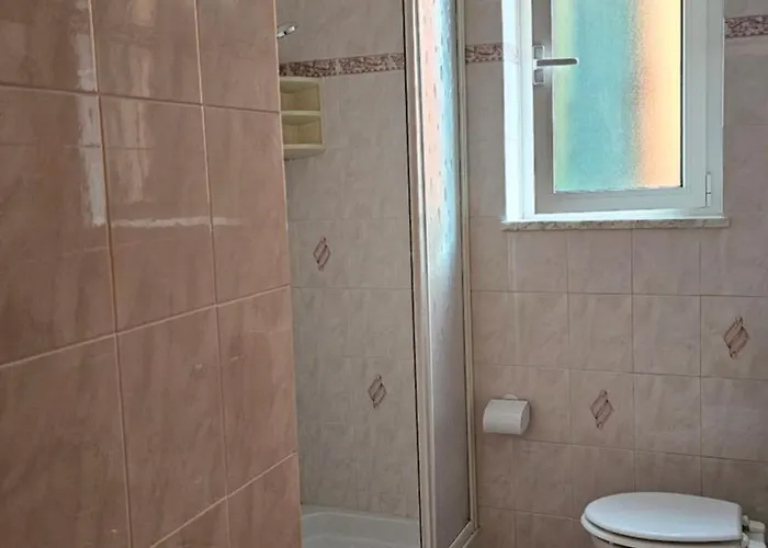 Casa Atena, Spaziosa, Romantica Con Idromassaggio Privato דירה ואראצה