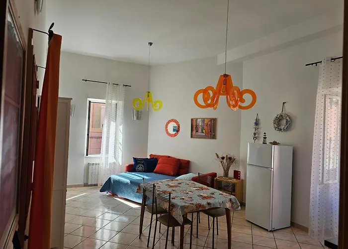 דירה Casa Atena, Spaziosa, Romantica Con Idromassaggio Privato *