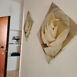 Casa Atena, Spaziosa, Romantica Con Idromassaggio Privato