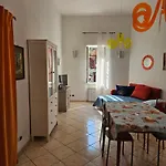 아파트 Casa Atena, Spaziosa, Romantica Con Idromassaggio Privato