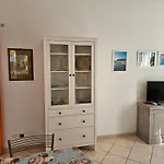 아파트 Casa Atena, Spaziosa, Romantica Con Idromassaggio Privato 바라체