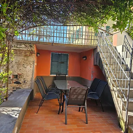 Casa Atena, Spaziosa, Romantica Con Idromassaggio Privato Appartamento Varazze