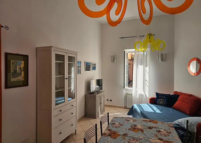 Casa Atena, Spaziosa, Romantica Con Idromassaggio Privato