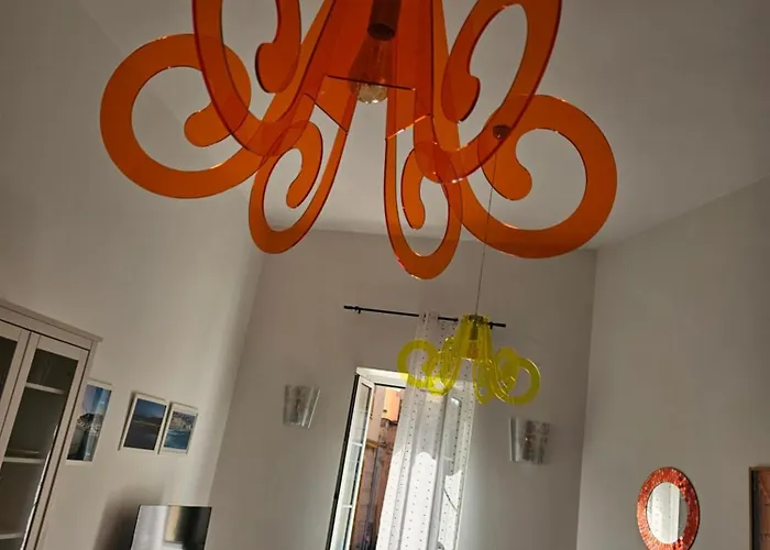 Casa Atena, Spaziosa, Romantica Con Idromassaggio Privato * Varazze