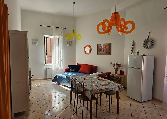Апартаменты Casa Atena, Spaziosa, Romantica Con Idromassaggio Privato
