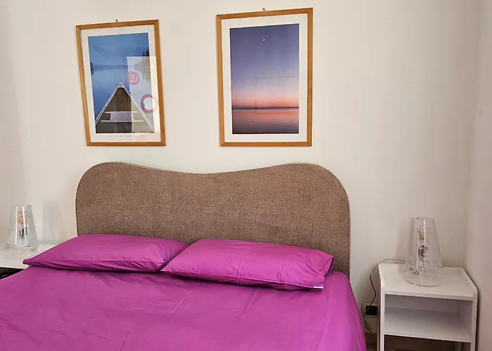 Casa Atena, Spaziosa, Romantica Con Idromassaggio Privato * Varazze
