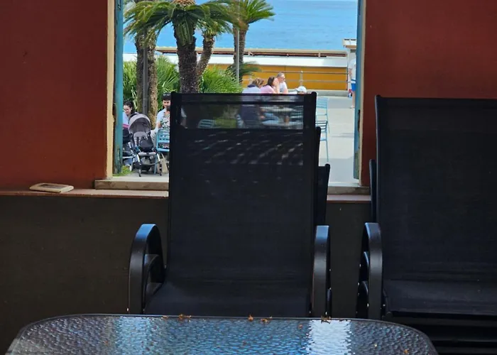 Lägenhet Casa Atena, Spaziosa, Romantica Con Idromassaggio Privato Varazze